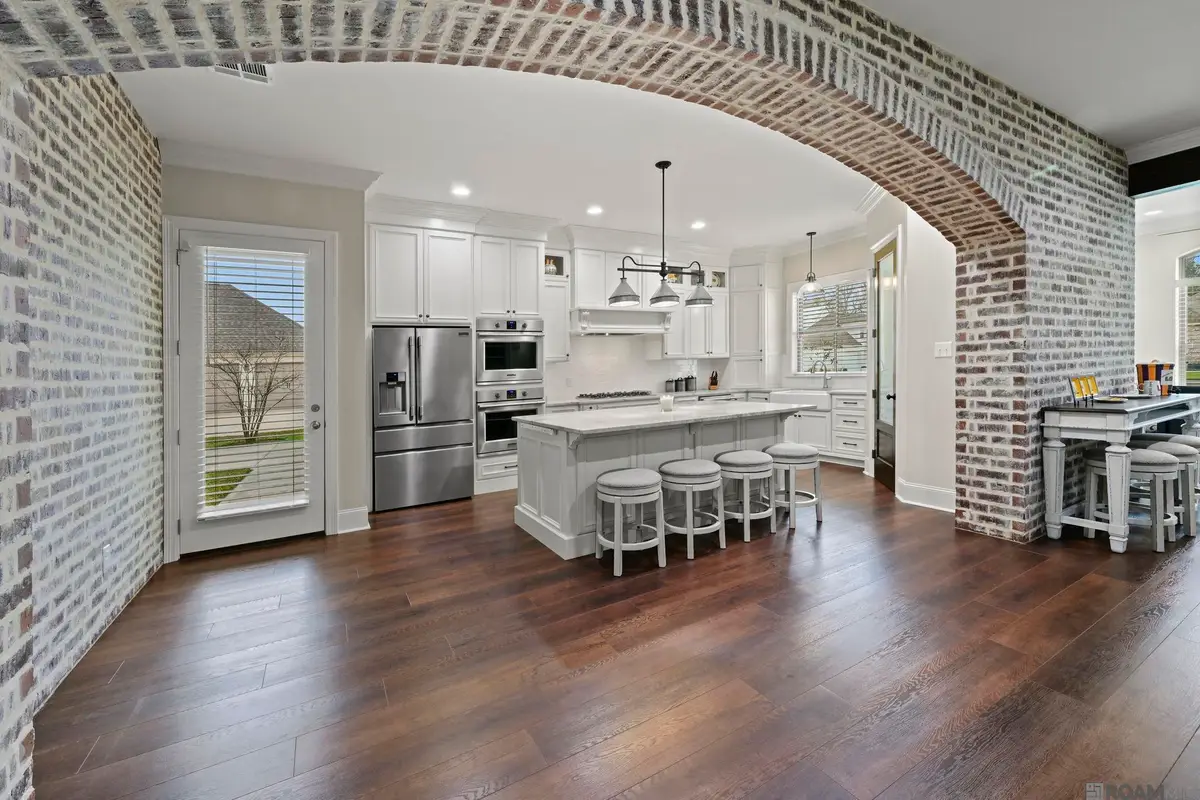 36528 Royal Oak Dr, Prairieville, LA 70769 - #1