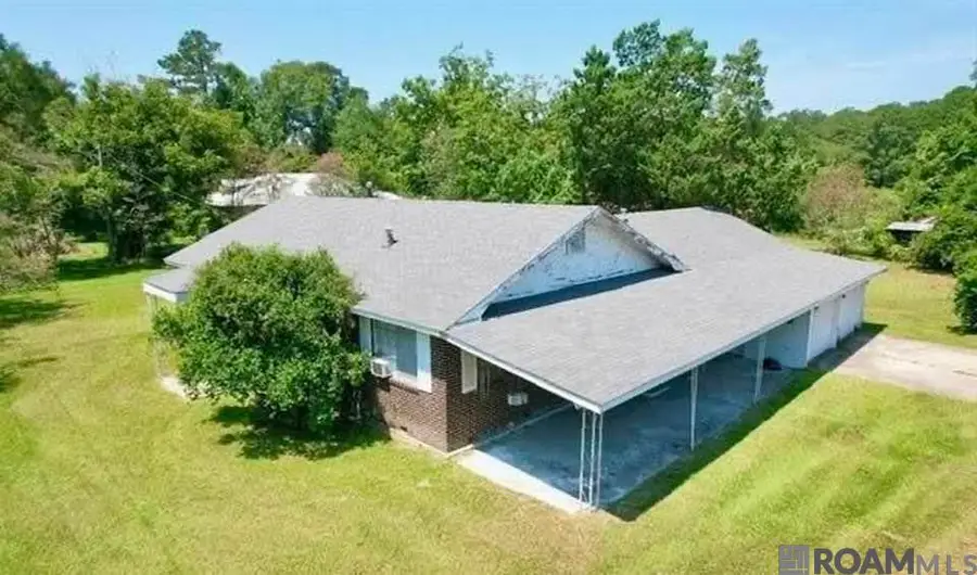 9001 Springfield Rd, Denham Springs, LA 70706 - #3