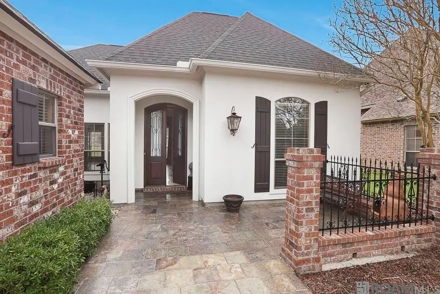 16704 Highland Club Ave, Baton Rouge, LA 70817 - #2