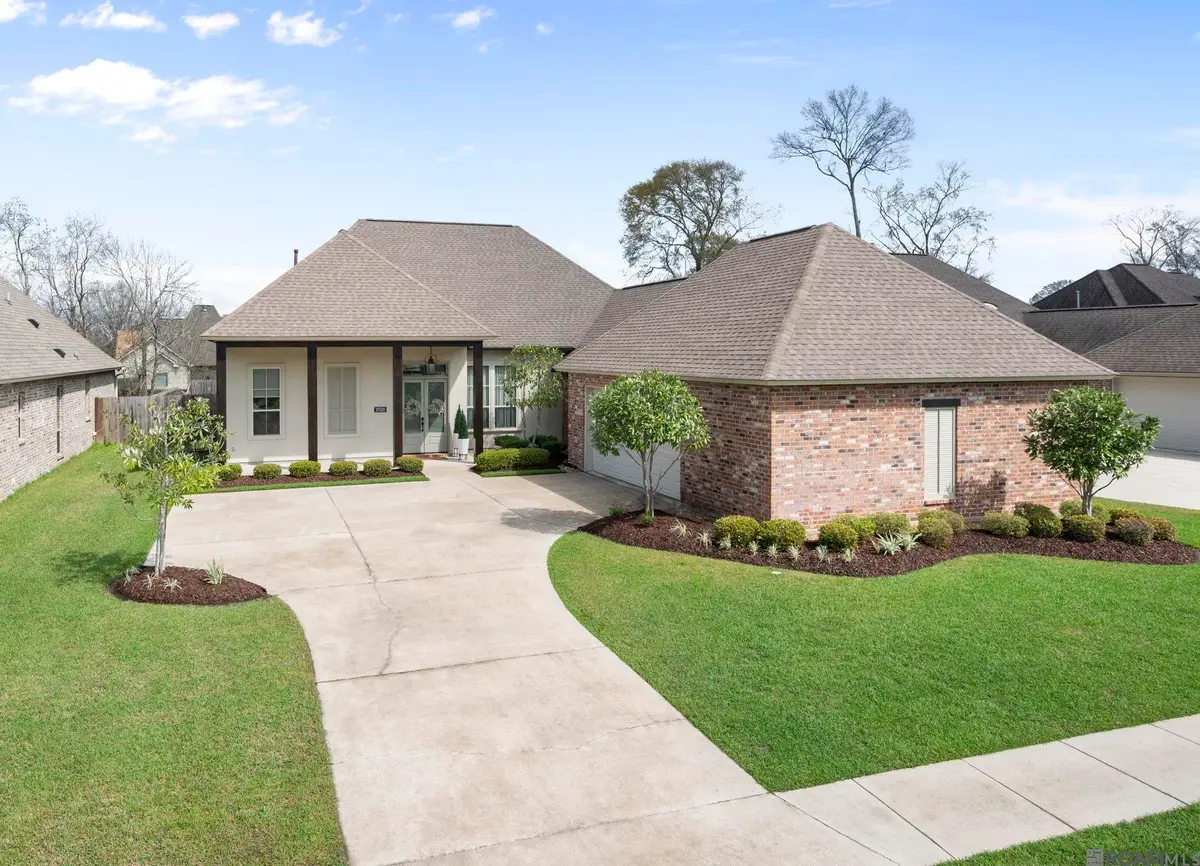 37520 Cypress Hollow Ave, Prairieville, LA 70737 - #1