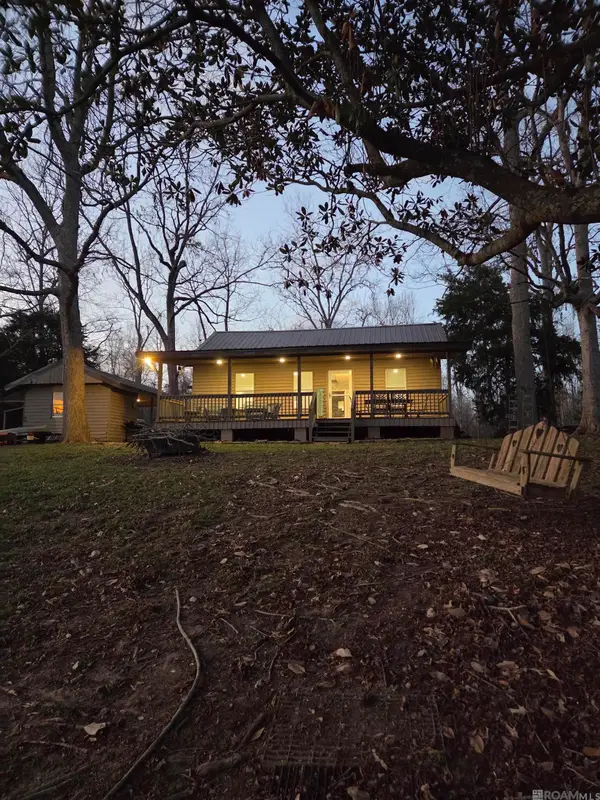 3587 Parhams Rd, Jonesville, LA 71343