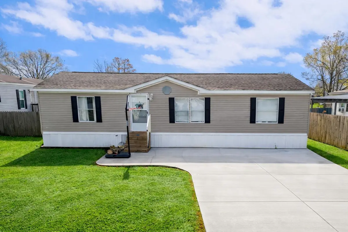 228 Hummingbird Drive, Houma, LA 70364 - #1