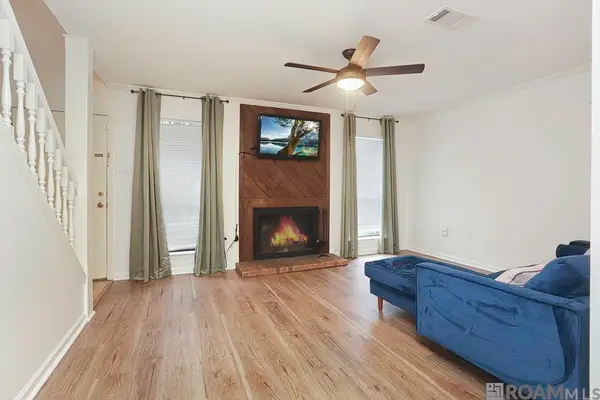 972 Ridgepoint Ct #972, Baton Rouge, LA 70810