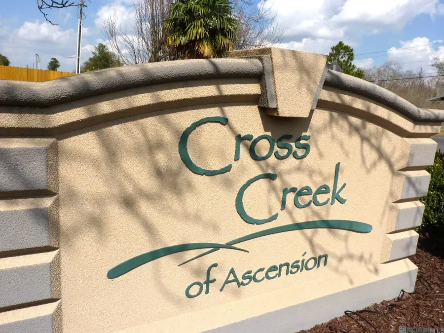40417 Cross Creek, Gonzales, LA 70737 - #2