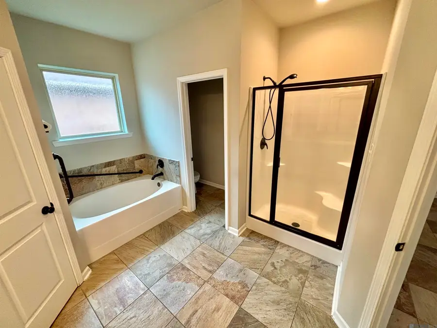 32451 Curtis Cove Ln, Denham Springs, LA 70706 - #2