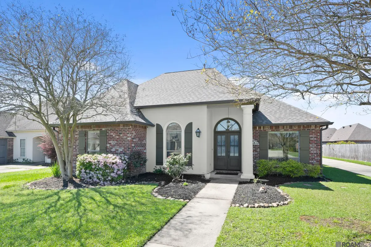 14082 West Creek Dr, Gonzales, LA 70737 - #1