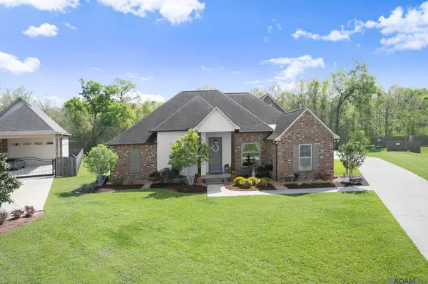 39478 Oceanview Ave, Prairieville, LA 70769