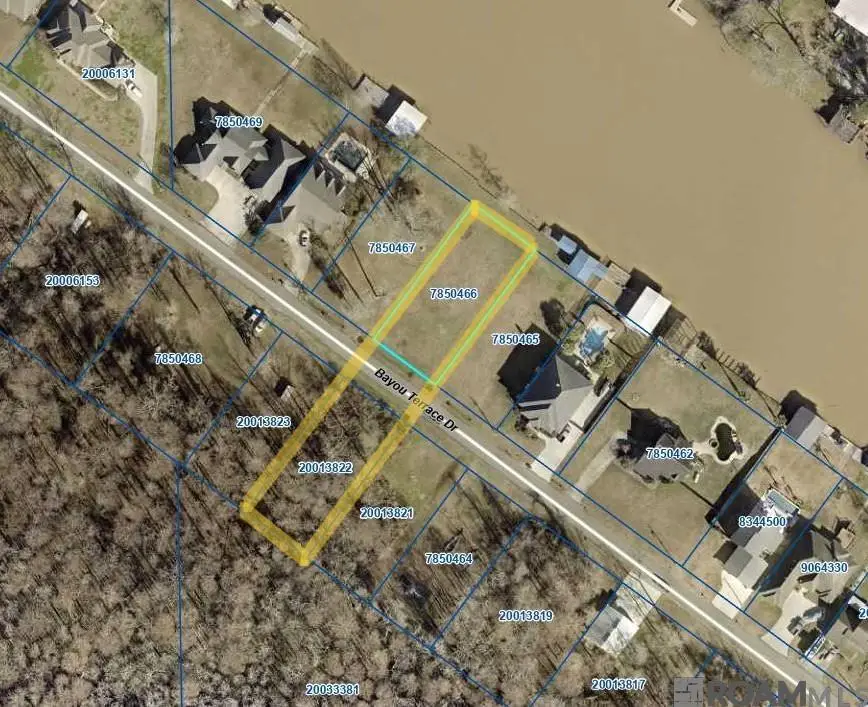 13216 Bayou Terrace Dr, Saint Amant, LA 70774 - #1
