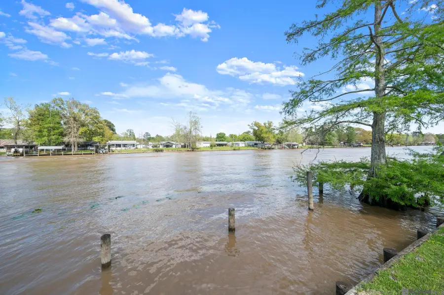 13216 Bayou Terrace Dr, Saint Amant, LA 70774 - #2
