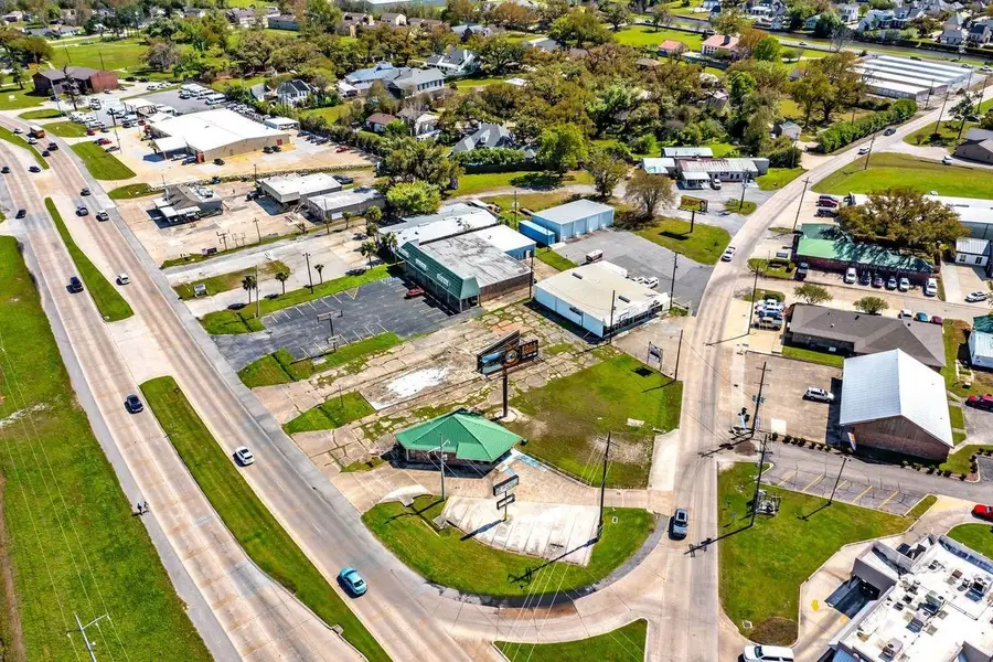 1029 West Tunnel Boulevard, Houma, LA 70360 - #2