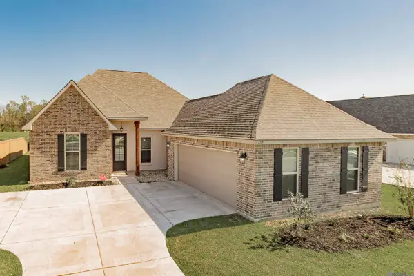 7219 Panama Canal Dr, Gonzales, LA 70737