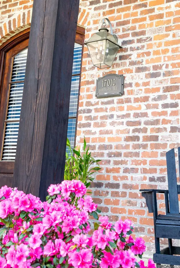 17010 Bradford Ave, Greenwell Springs, LA 70739