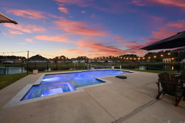 16054 Greycliff Ave, Pride, LA 70770