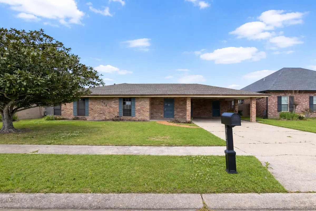 903 Eagle Dr, Houma, LA 70364 - #1