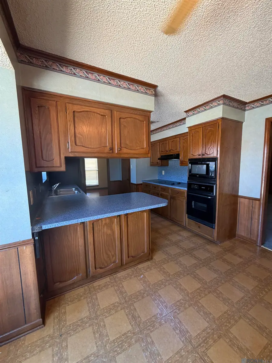 2242 Bernwood Dr, Baton Rouge, LA 70816 - #3