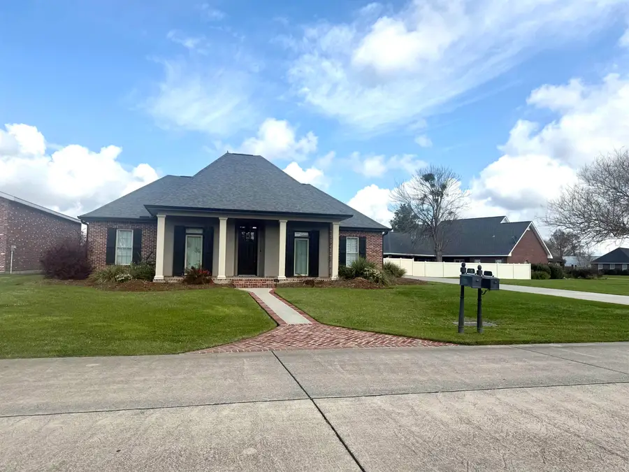 126 West 40th Place, Cut Off, LA 70345 - #3