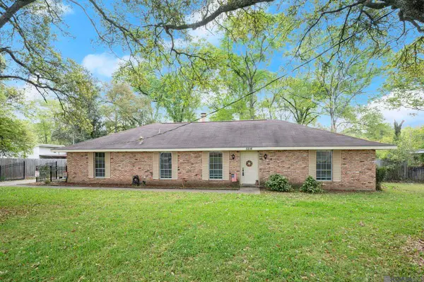 5216 Gloria St, Zachary, LA 70791