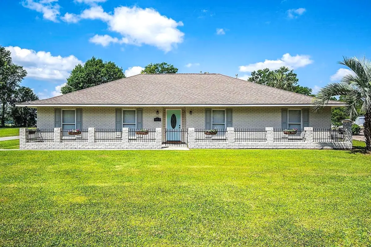 10517 Buxton Rd, Saint Amant, LA 70774 - #1