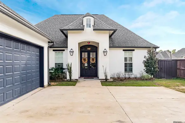 37359 Cypress Hollow Ave, Prairieville, LA 70769