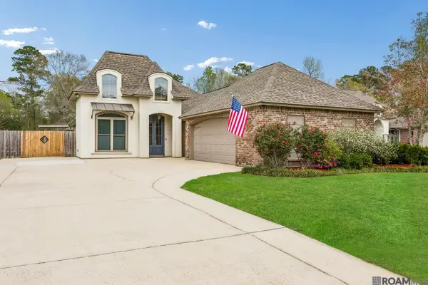 14169 Twelve Oaks Dr, Walker, LA 70785