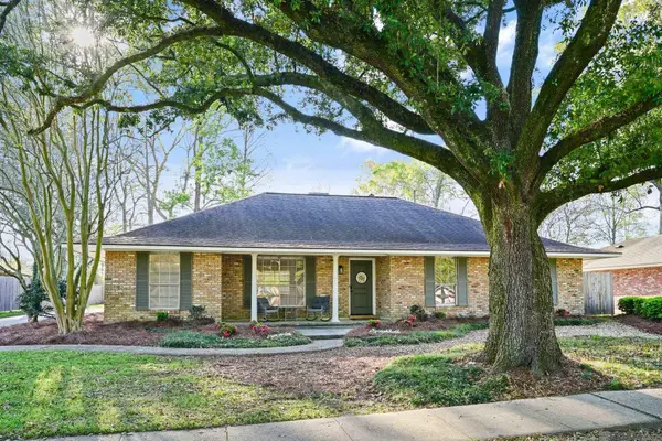 1458 Kenilworth Pkwy, Baton Rouge, LA 70808