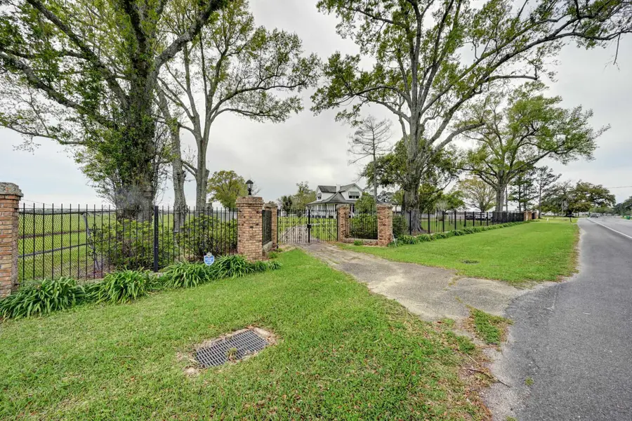 4371 Highway 1, Napoleonville, LA 70390 - #2