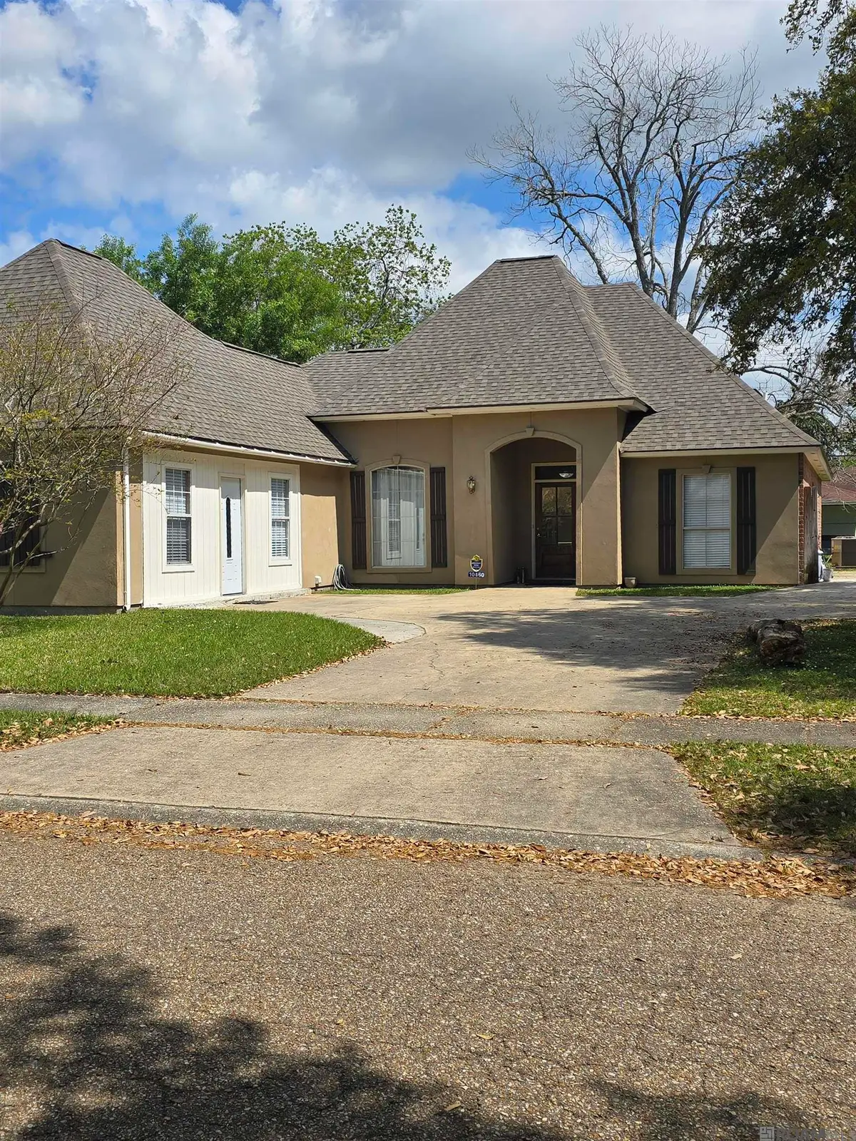 10460 Birchwood Dr, Baton Rouge, LA 70807 - #1