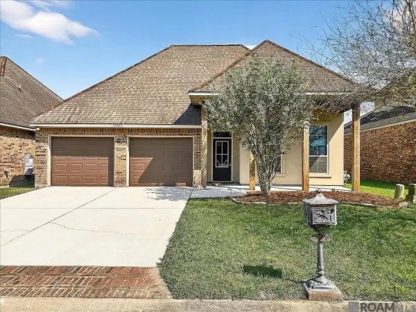 39320 St Charles Ave, Gonzales, LA 70737