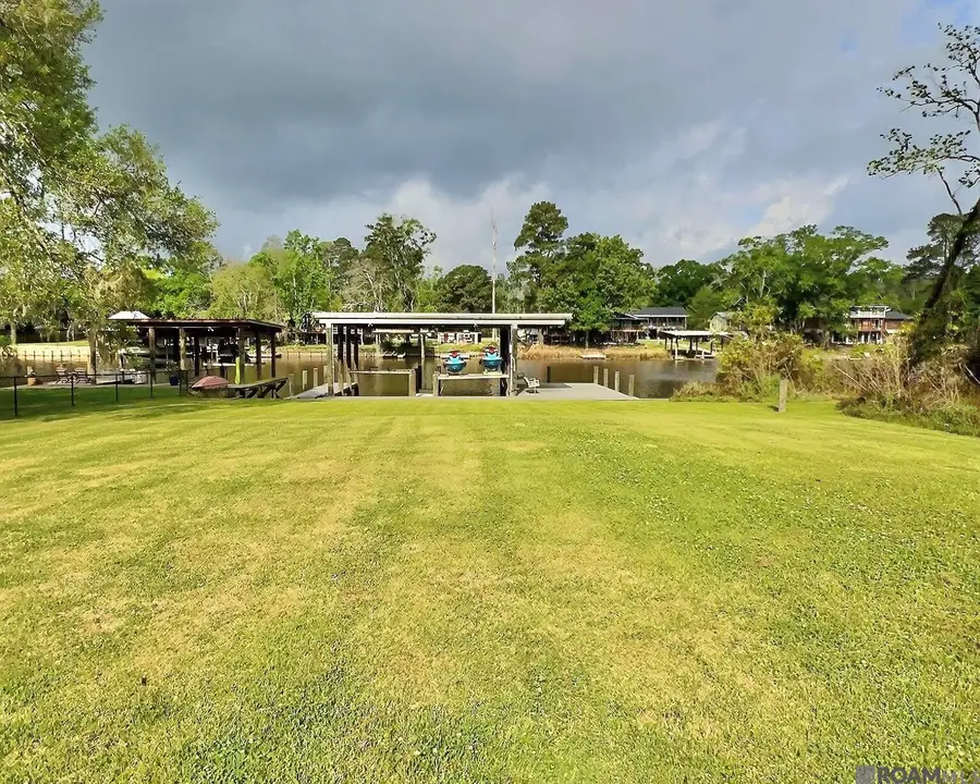 17619 Cove Ln, Denham Springs, LA 70726 - #3