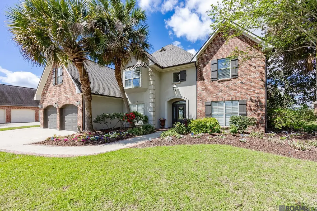 58510 Village Dr, Plaquemine, LA 70764 - #1