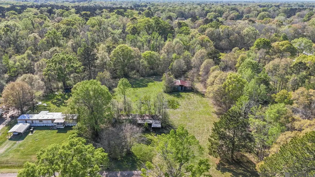 14747 W Beaver Dr, Central, LA 70770 - #1