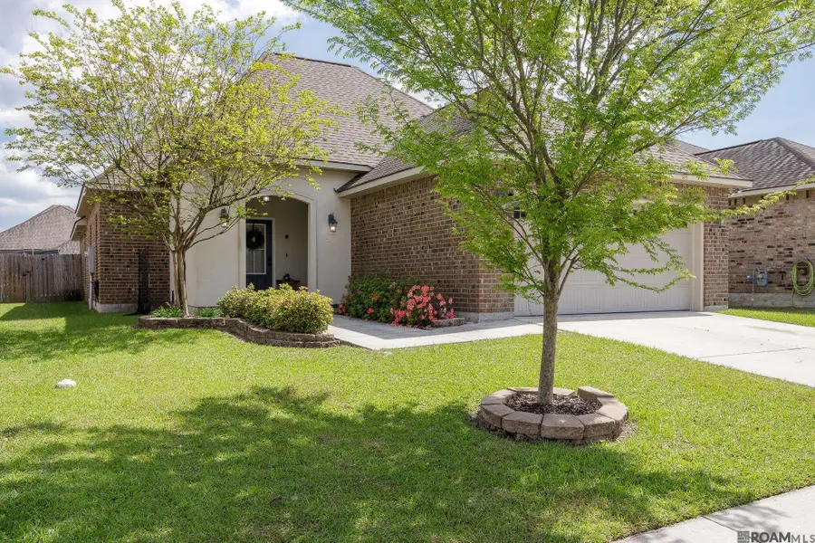 18326 Sunset Park Dr, Prairieville, LA 70769 - #3