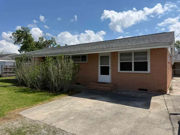 269 Saint Ann St, Raceland, LA 70394
