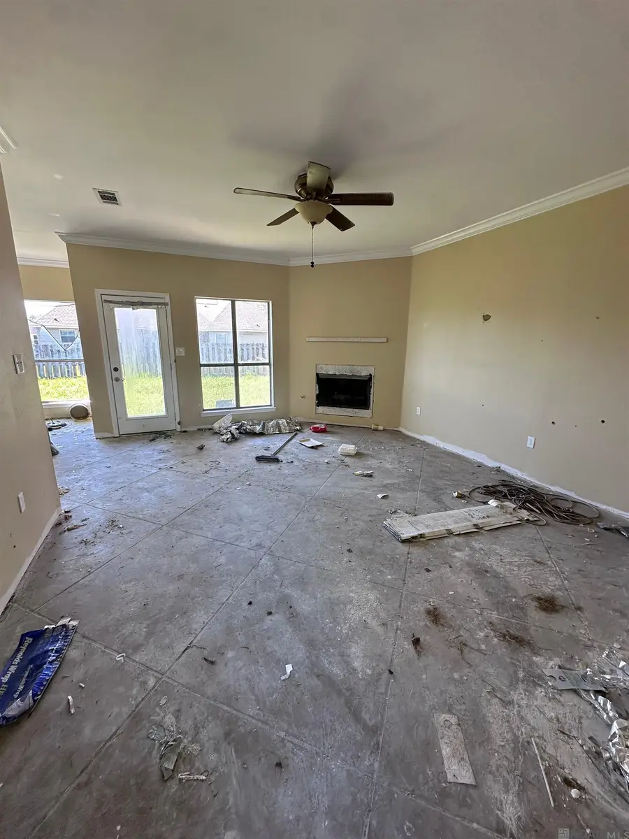 18235 Martha Dr, Zachary, LA 70791 - #3