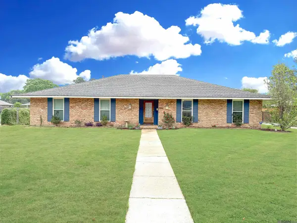 1141 Aurora Pl, Baton Rouge, LA 70806