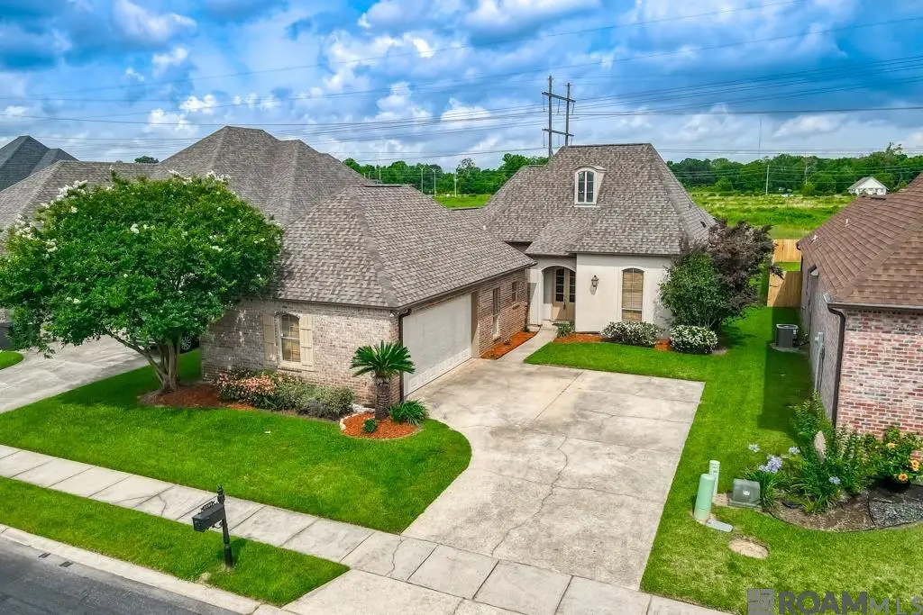 8602 Foxfield Dr, Baton Rouge, LA 70809 - #1
