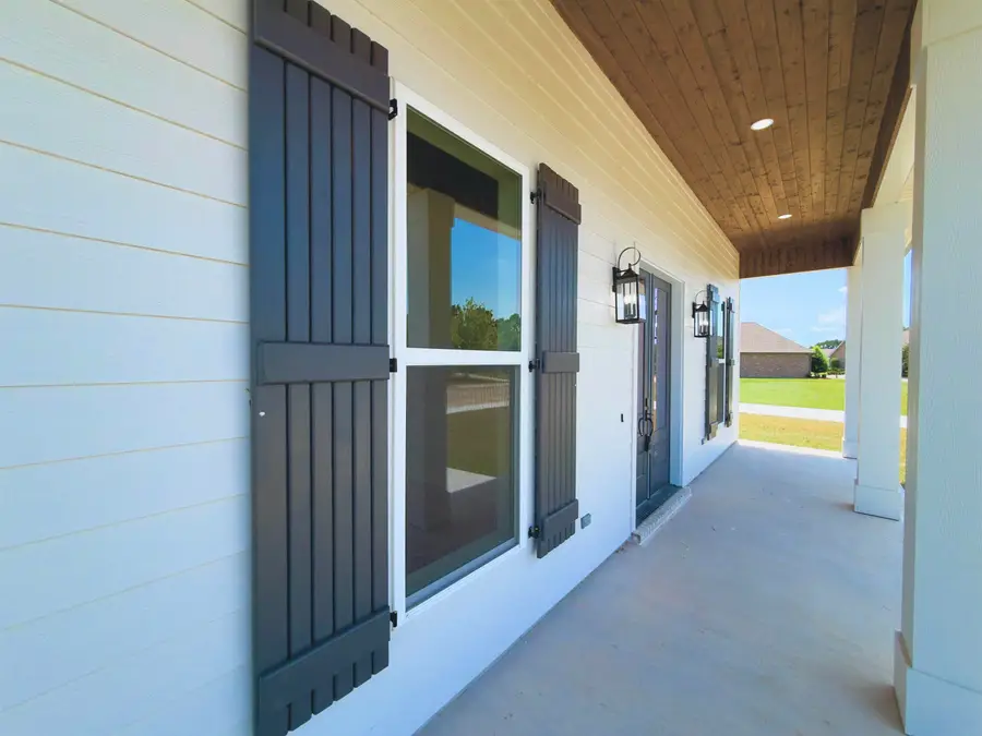 135 Godchaux Drive, Houma, LA 70360 - #2