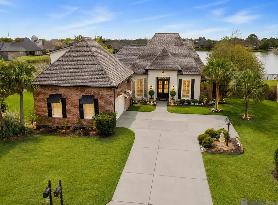 41227 Colonial Dr, Sorrento, LA 70778 - #2