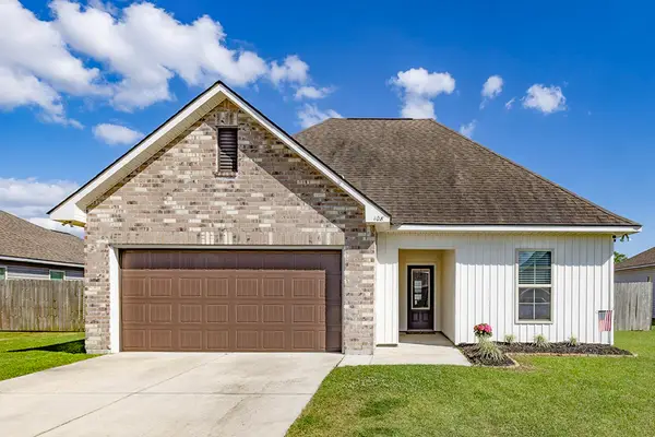 108 Shadow Pointe Road, Thibodaux, LA 70301