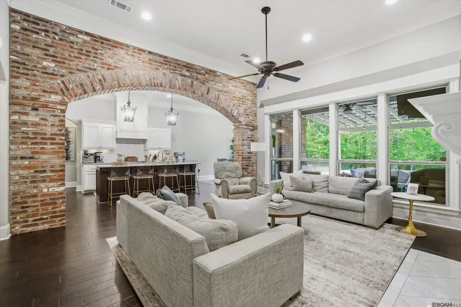 12403 Oak Fields Dr, Geismar, LA 70734 - #2