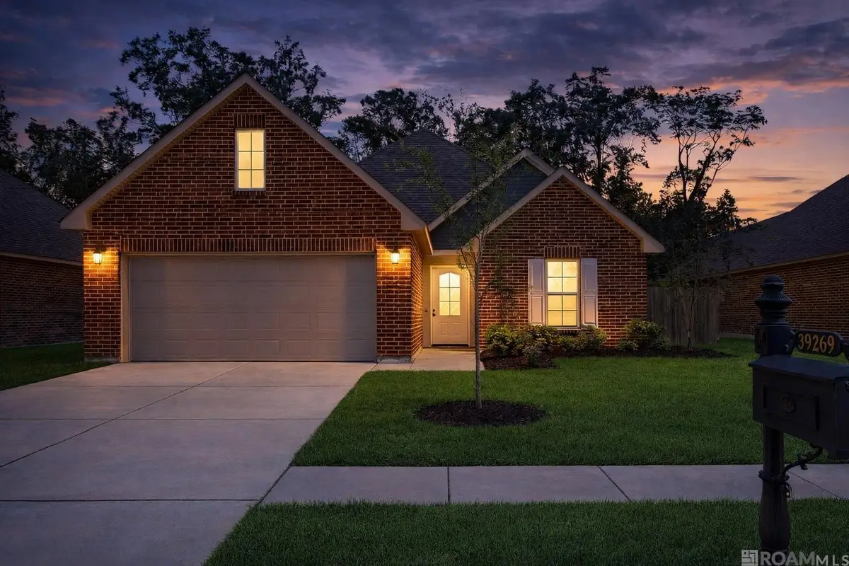39269 Majestic Wood Ave, Gonzales, LA 70737 - #1