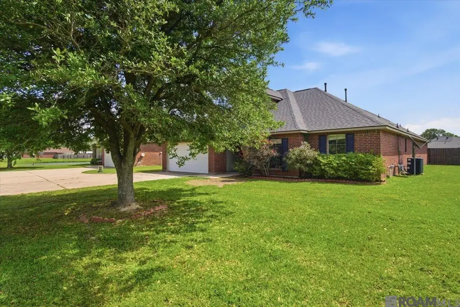 38362 La Hwy 16, Denham Springs, LA 70706 - #2