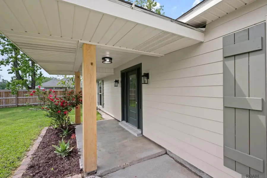 41024 Lee Dr, Gonzales, LA 70737 - #3
