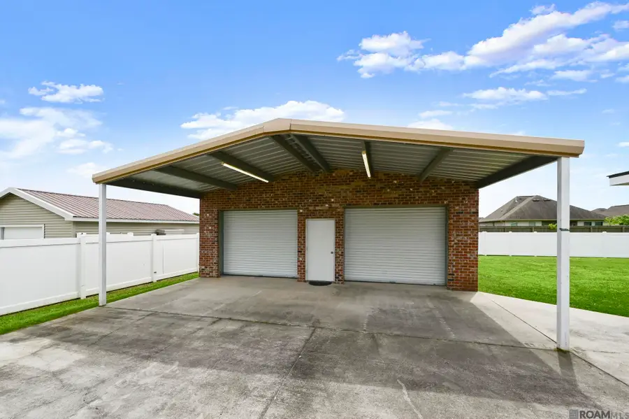 40157 Parker Rd, Prairieville, LA 70769 - #3