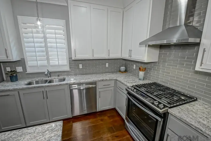 12424 Grand Villa Ct, Baton Rouge, LA 70817 - #3