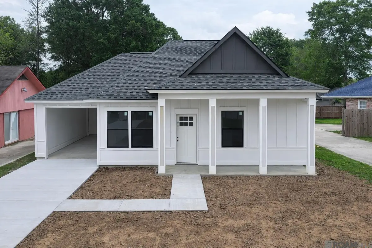 905 Bohne Rd, Port Allen, LA 70767 - #1