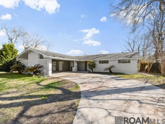 11072 Mollylea Dr, Baton Rouge, LA 70815 - #1