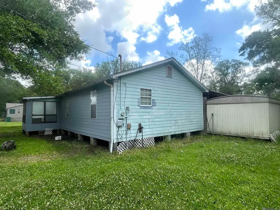 11390 Dubois Ln, Denham Springs, LA 70726 - #3