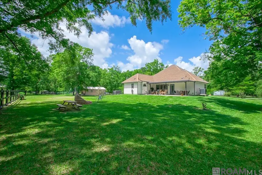 30555 Weiss Rd, Livingston, LA 70754 - #3