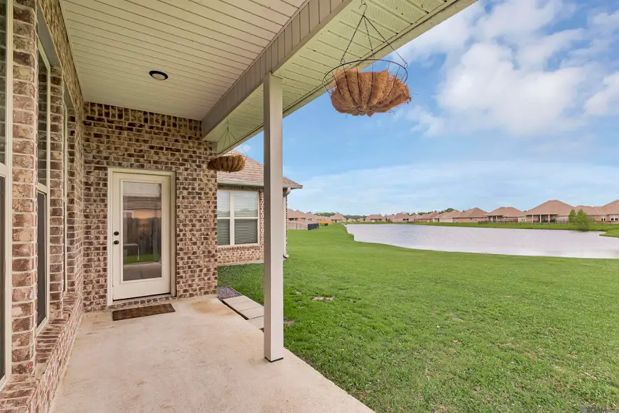 4640 Longwood Dr, Addis, LA 70710 - #3